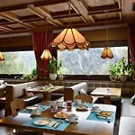 Garni Roberta 3*