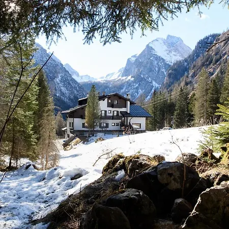 贾尼罗伯塔酒店 酒店